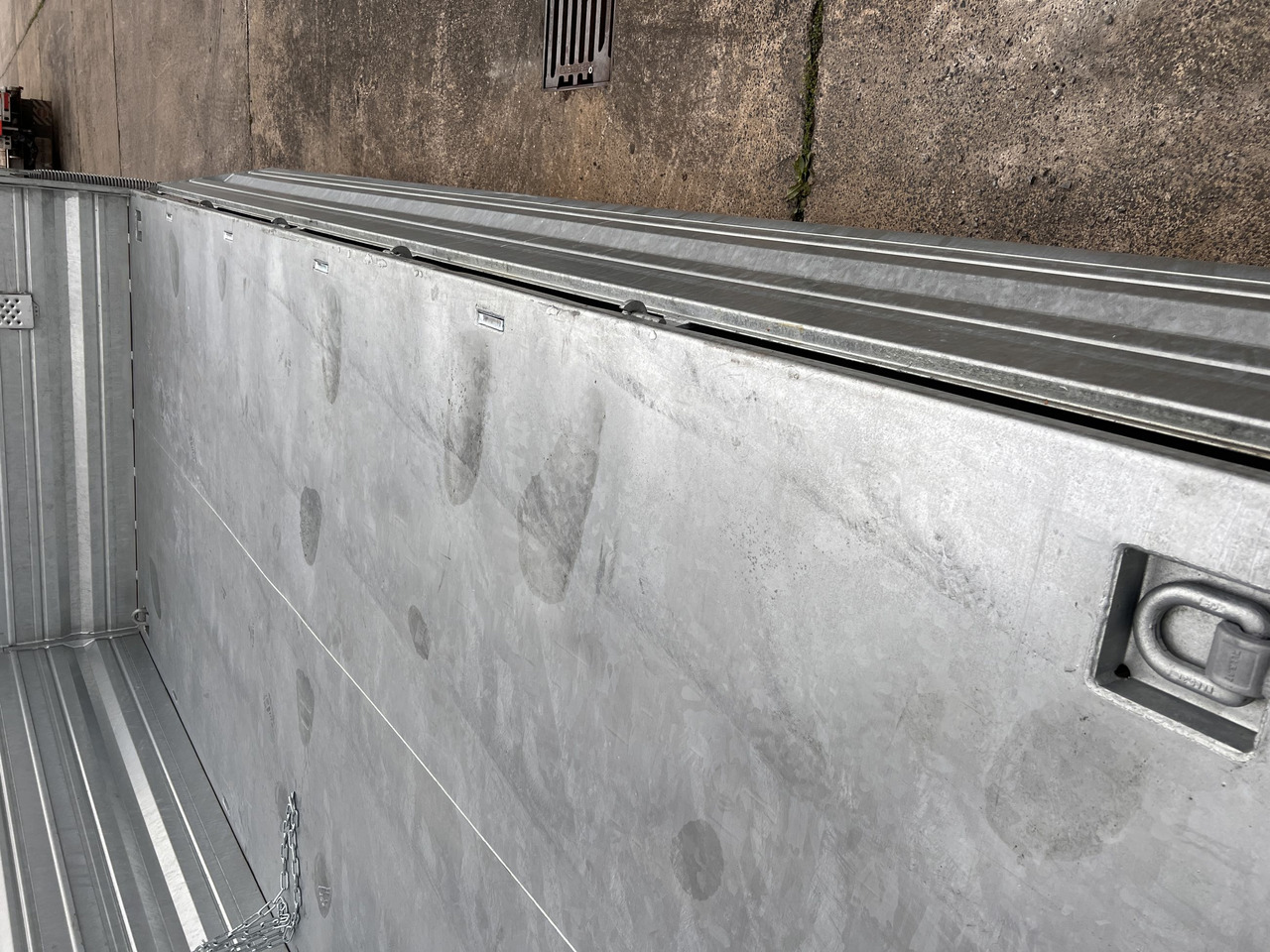 Möslein TTD 19 AB 19 t Tandem 3 Seiten Kipper TiefladerAufsatzbordwänden-- Neufahrzeug -- - Volquete remolque: foto 2 Möslein TTD 19 AB 19 t Tandem 3 Seiten Kipper TiefladerAufsatzbordwänden-- Neufahrzeug -- - Volquete remolque: foto 2