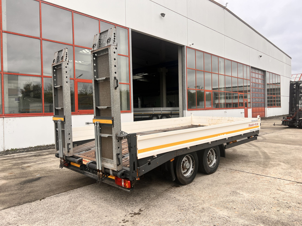 Möslein TTS 11 Schwebheim Tandemtieflader - Góndola rebajadas remolque: foto 4 Möslein TTS 11 Schwebheim Tandemtieflader - Góndola rebajadas remolque: foto 4