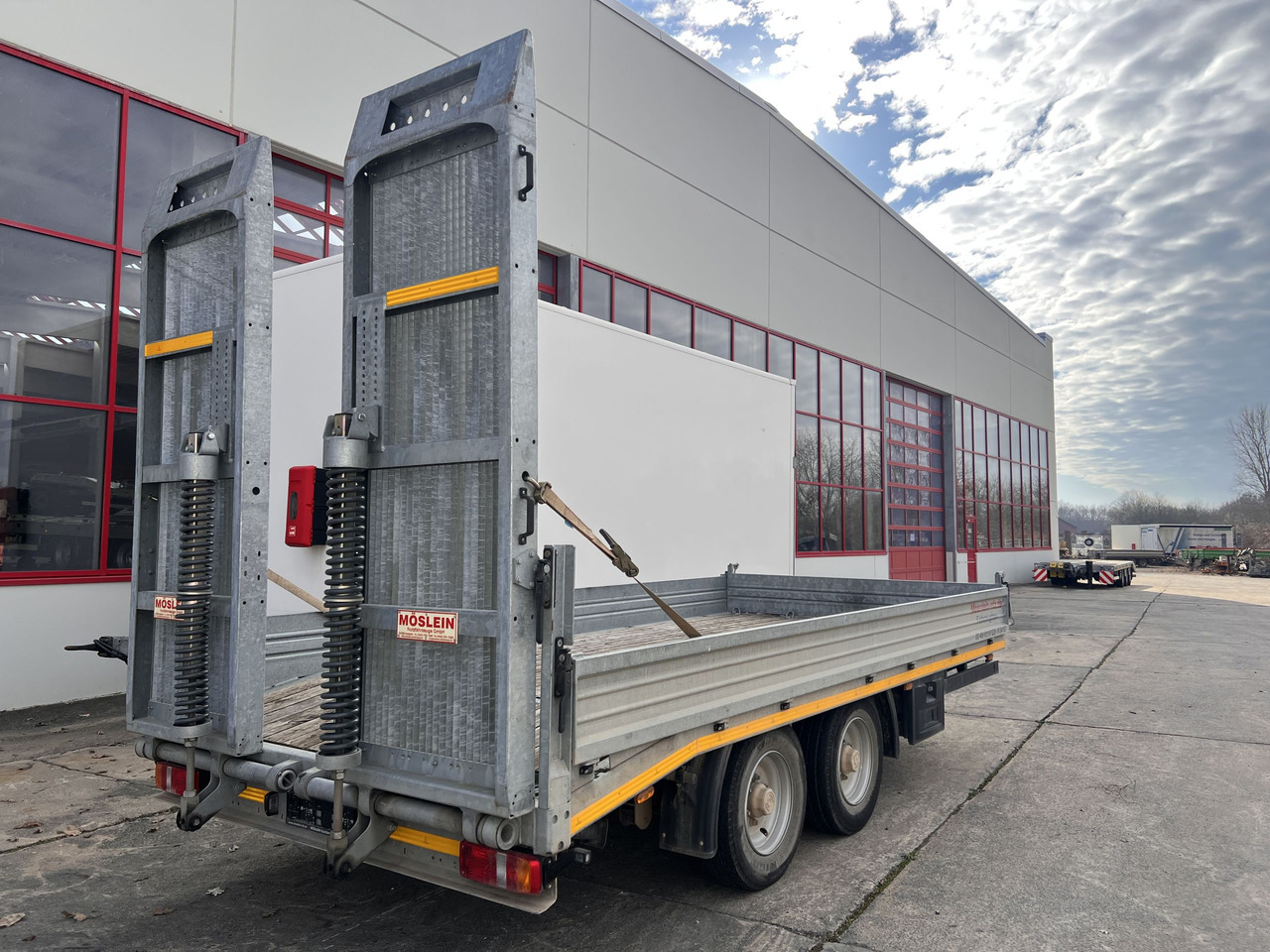 Möslein TTS 11 Schwebheim Tandemtieflader, Breite Rampen, Wenig Benutzt - Góndola rebajadas remolque: foto 4 Möslein TTS 11 Schwebheim Tandemtieflader, Breite Rampen, Wenig Benutzt - Góndola rebajadas remolque: foto 4