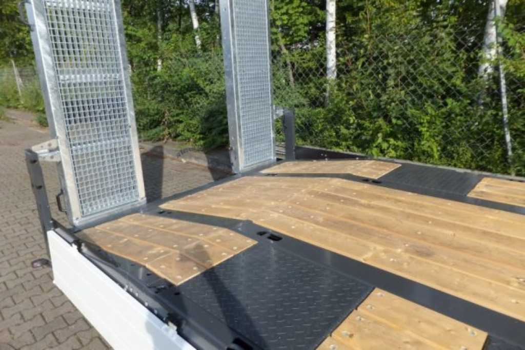 Leasing financiero de Möslein TTT 11- 5,2 Weiß  Neuer Tandemtieflader leasing Möslein TTT 11- 5,2 Weiß  Neuer Tandemtieflader: foto 10