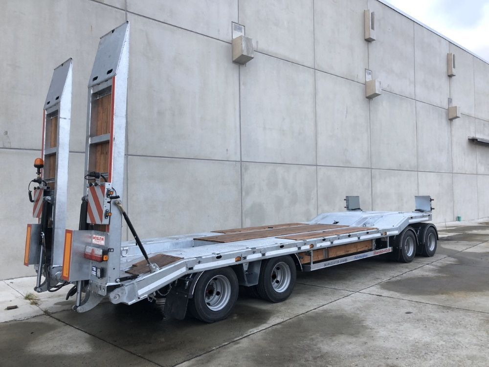 Möslein neuer 4 Achs Tieflader hydraulischen Rampen - Góndola rebajadas remolque: foto 4 Möslein neuer 4 Achs Tieflader hydraulischen Rampen - Góndola rebajadas remolque: foto 4