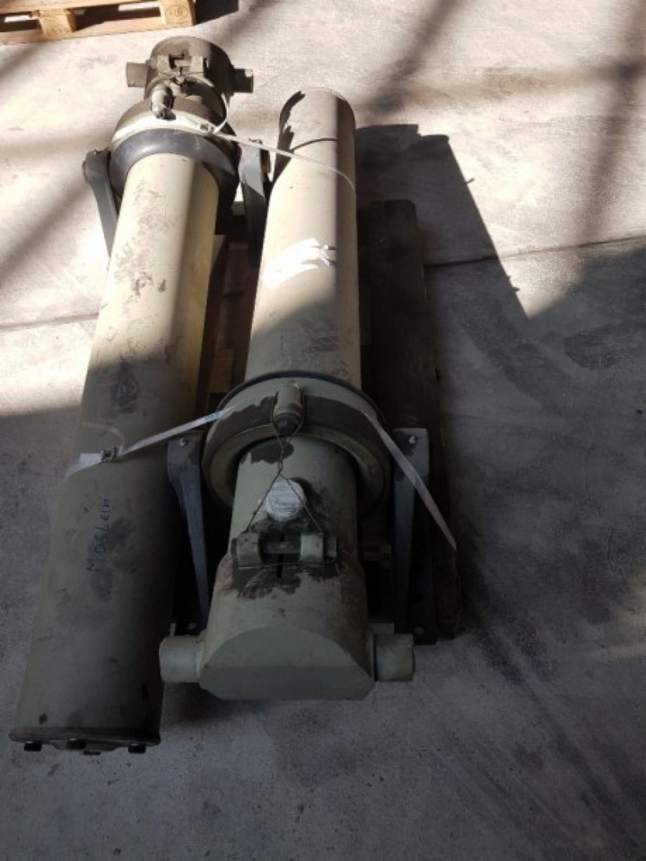 Schmitz Gotha SPL18 Frontkippzylinder für Kippauflieger - Volquete semirremolque: foto 2 Schmitz Gotha SPL18 Frontkippzylinder für Kippauflieger - Volquete semirremolque: foto 2