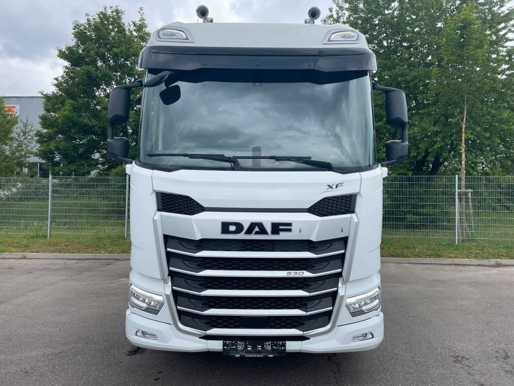 DAF FT XF 530 NGD, Kipphydraulik - Cabeza tractora: foto 2 DAF FT XF 530 NGD, Kipphydraulik - Cabeza tractora: foto 2
