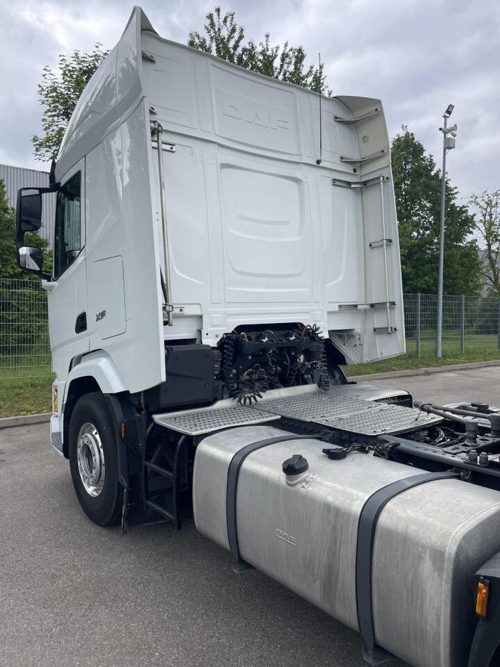 DAF FT XF 530 NGD, Kipphydraulik - Cabeza tractora: foto 5 DAF FT XF 530 NGD, Kipphydraulik - Cabeza tractora: foto 5