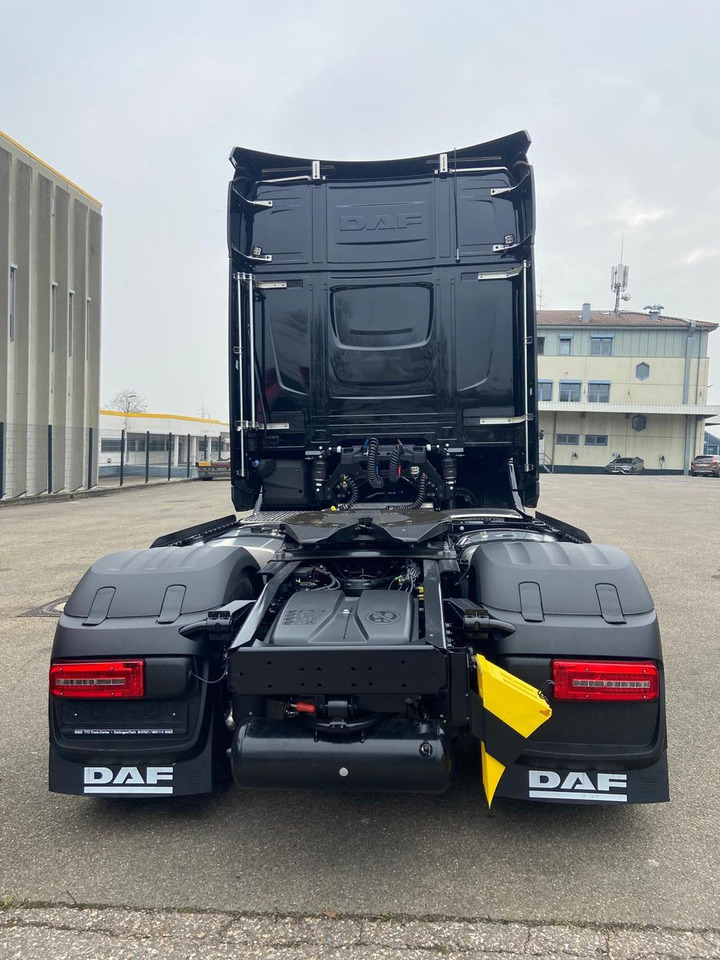DAF XG+ 530 FT Edition Black DAF XG 530 FT Edition Black - Cabeza tractora: foto 5 DAF XG+ 530 FT Edition Black DAF XG 530 FT Edition Black - Cabeza tractora: foto 5