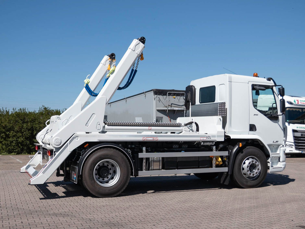 Volquete camión DAF FA LF 310 19t Absetzkipper VDL: foto 8 Volquete camión DAF FA LF 310 19t Absetzkipper VDL: foto 8