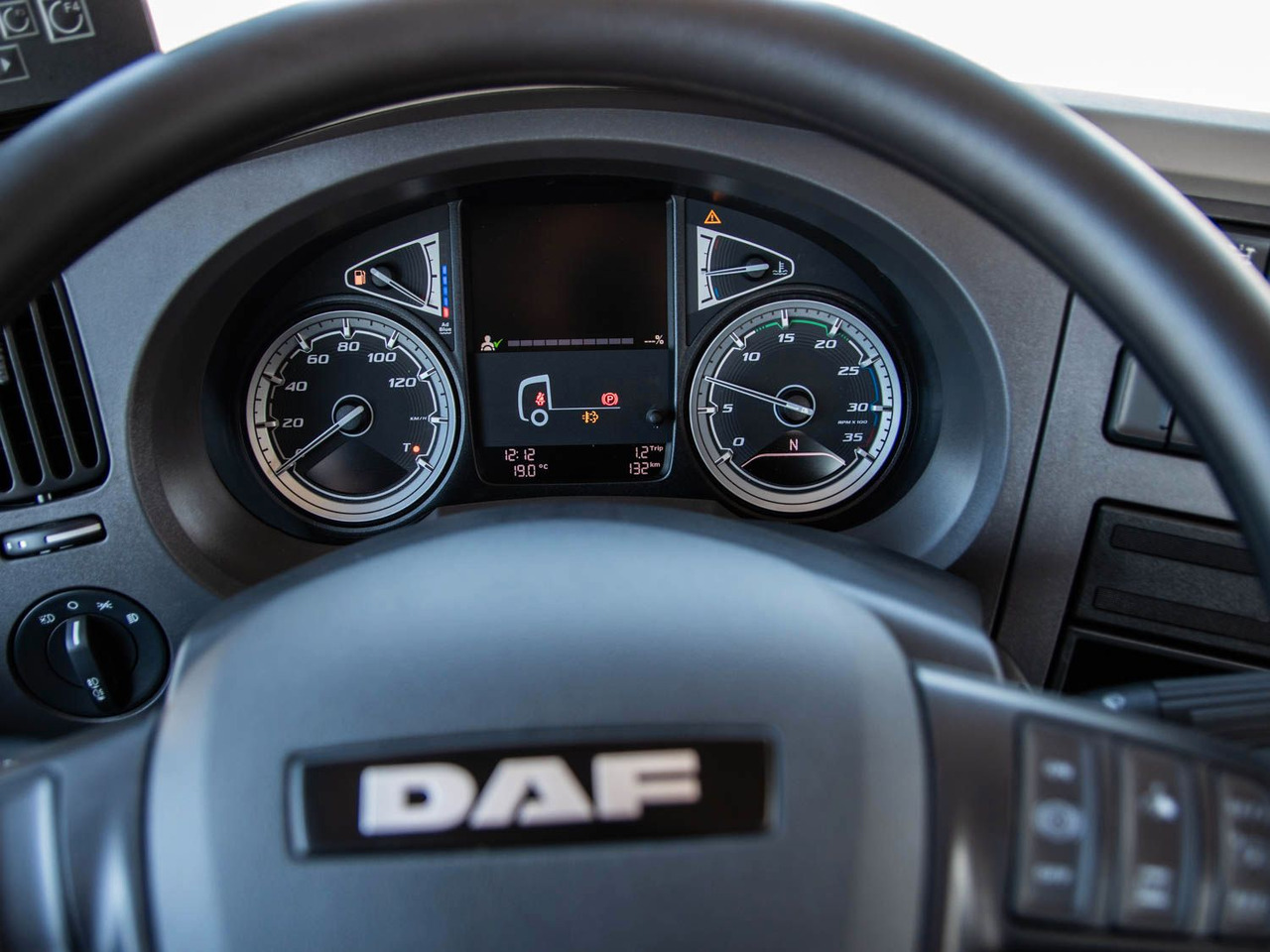 Volquete camión DAF FA LF 310 19t Absetzkipper VDL: foto 18 Volquete camión DAF FA LF 310 19t Absetzkipper VDL: foto 18