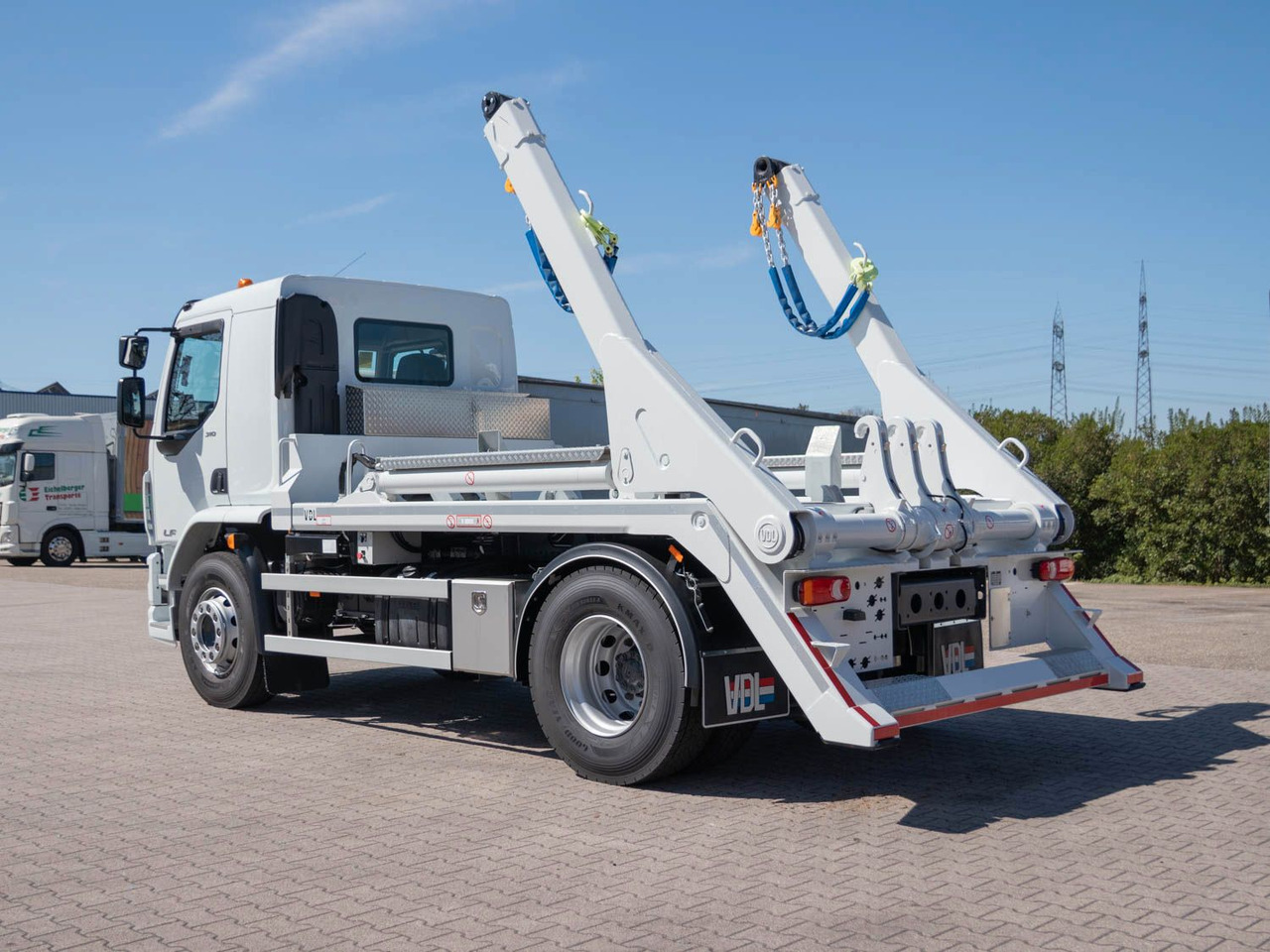 DAF FA LF 310 19t Absetzkipper VDL - Volquete camión: foto 5 DAF FA LF 310 19t Absetzkipper VDL - Volquete camión: foto 5