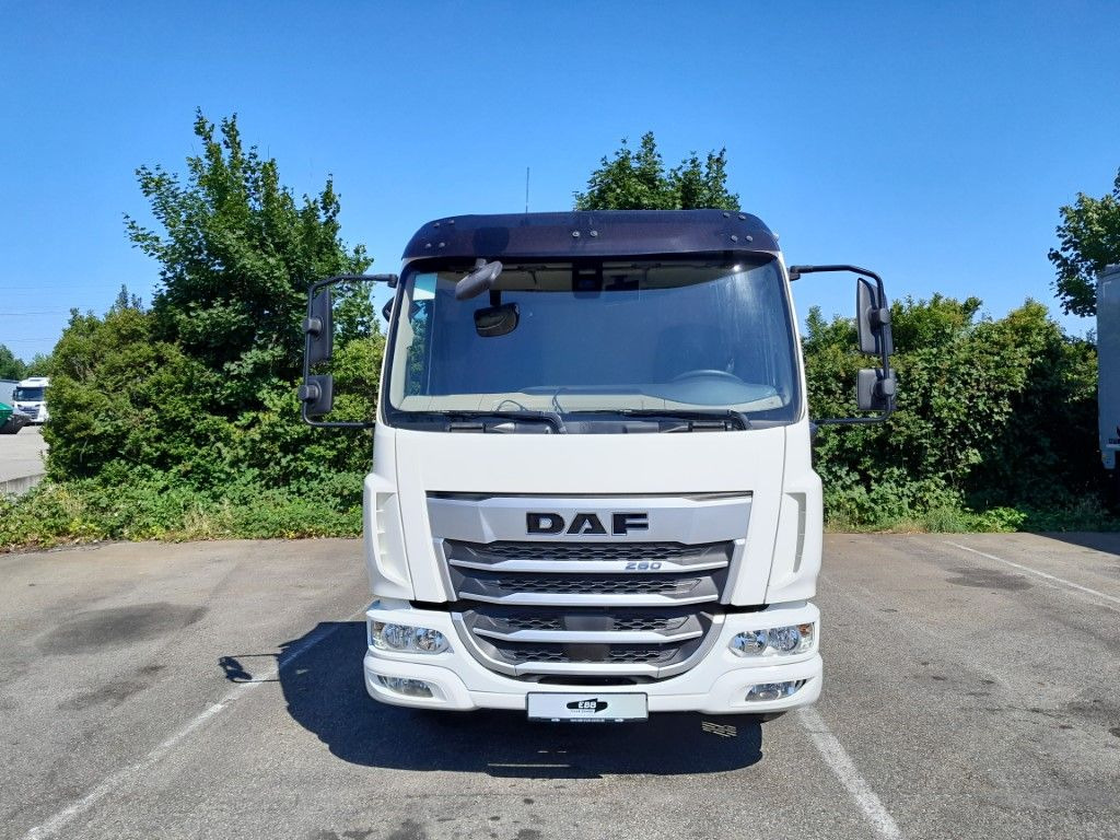 DAF FA XB 260 12t reparierter Wasserschaden - Chasis camión: foto 2 DAF FA XB 260 12t reparierter Wasserschaden - Chasis camión: foto 2
