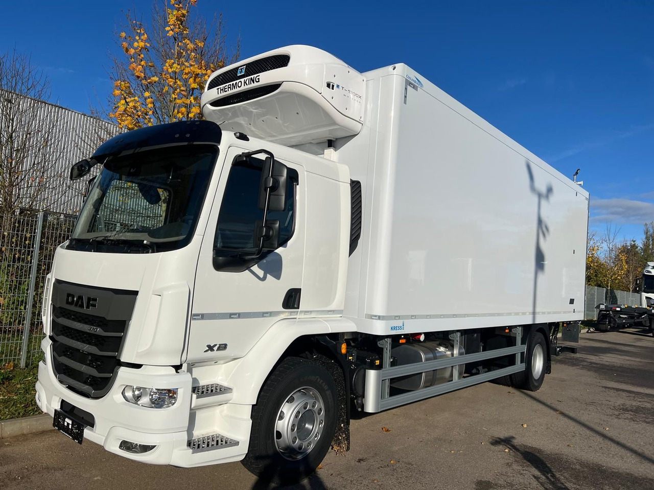 DAF FA XB 310 18t Kress Kühlaufbau - Frigorífico camión: foto 1 DAF FA XB 310 18t Kress Kühlaufbau - Frigorífico camión: foto 1