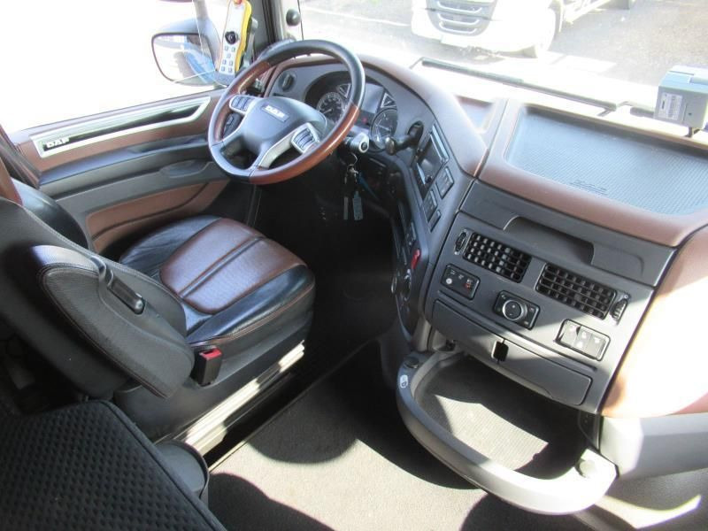 DAF FAN XF 530 SC Abrollkipper - Multibasculante camión: foto 5 DAF FAN XF 530 SC Abrollkipper - Multibasculante camión: foto 5