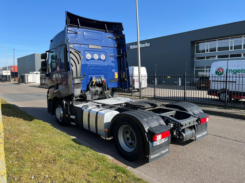 Renault T-evo 440 T4x2, Sleepercab Comfort 2 Beds, Optidriver, Optibrake - Cabeza tractora: foto 5 Renault T-evo 440 T4x2, Sleepercab Comfort 2 Beds, Optidriver, Optibrake - Cabeza tractora: foto 5