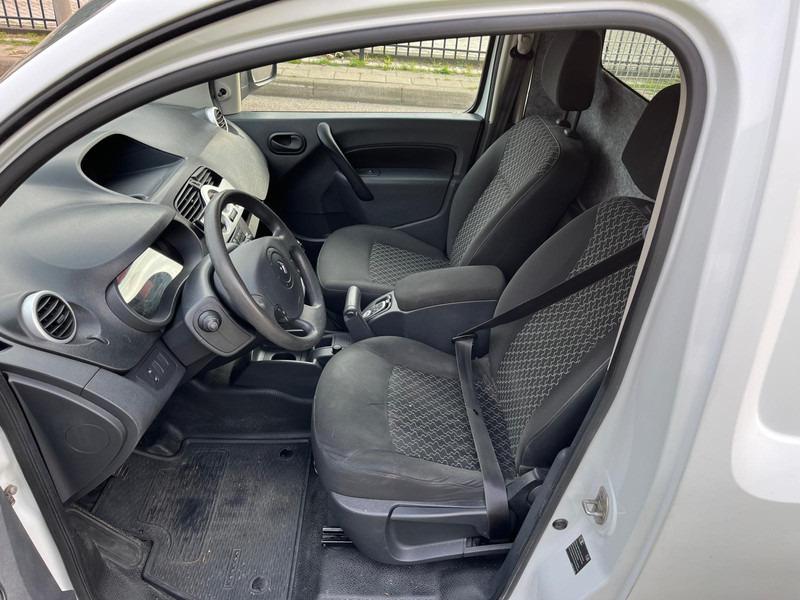 Leasing financiero de Renault Kangoo 1.5 dci 90 pk, Airco, Navigatie leasing Renault Kangoo 1.5 dci 90 pk, Airco, Navigatie: foto 19 Leasing financiero de Renault Kangoo 1.5 dci 90 pk, Airco, Navigatie leasing Renault Kangoo 1.5 dci 90 pk, Airco, Navigatie: foto 19