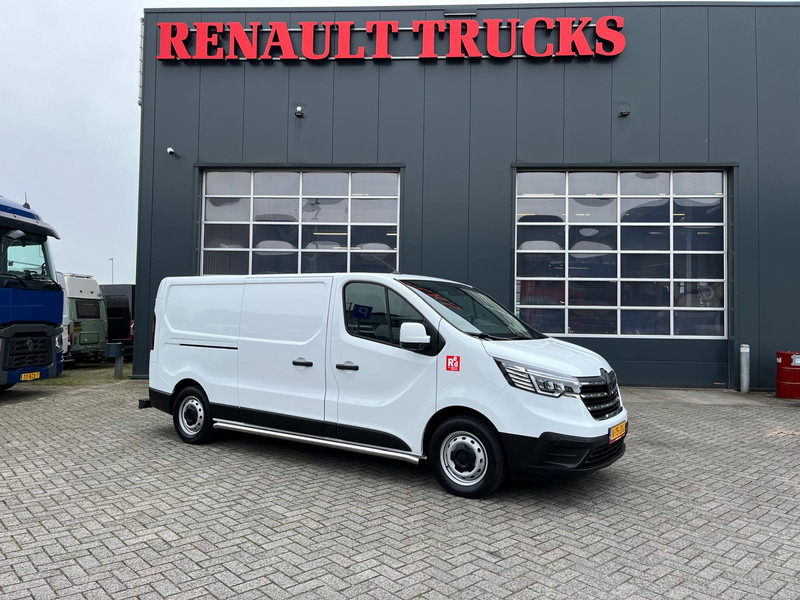 Renault Trafic E-Tech Red L2 H1, Nieuwstaat/New condition, Lees omschrijving/Read description - Furgoneta pequeña, Furgoneta eléctrica: foto 2 Renault Trafic E-Tech Red L2 H1, Nieuwstaat/New condition, Lees omschrijving/Read description - Furgoneta pequeña, Furgoneta eléctrica: foto 2