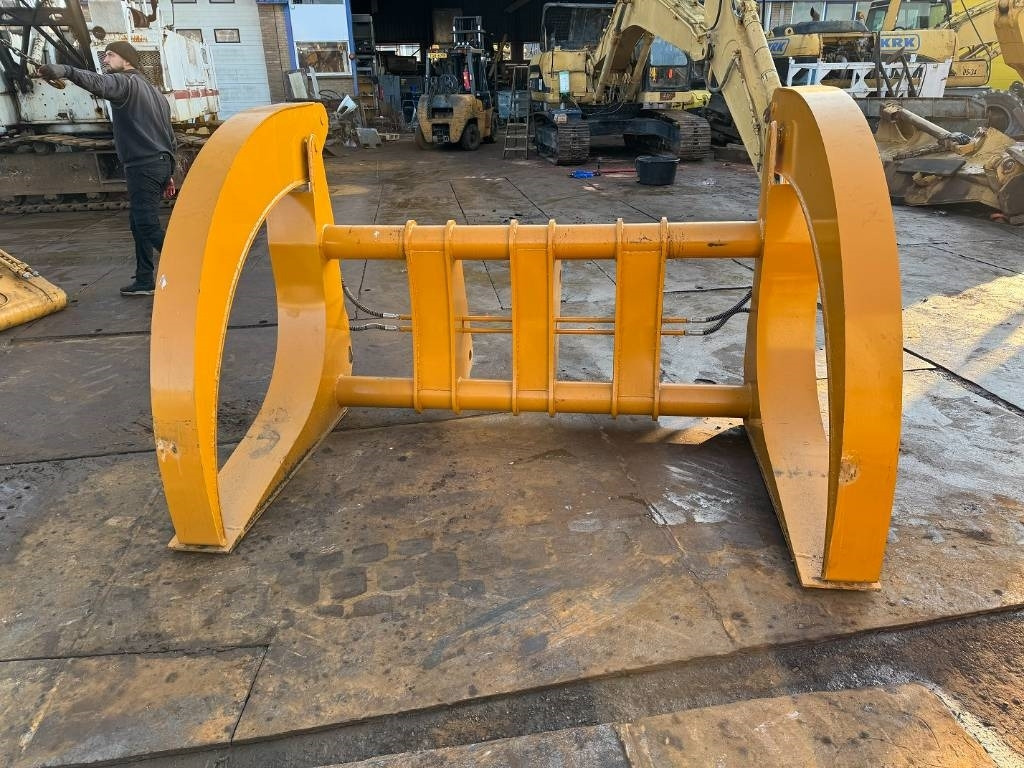 CAT 950 log forks clamp - Pinza de manipulación para Maquinaria forestal: foto 2 CAT 950 log forks clamp - Pinza de manipulación para Maquinaria forestal: foto 2