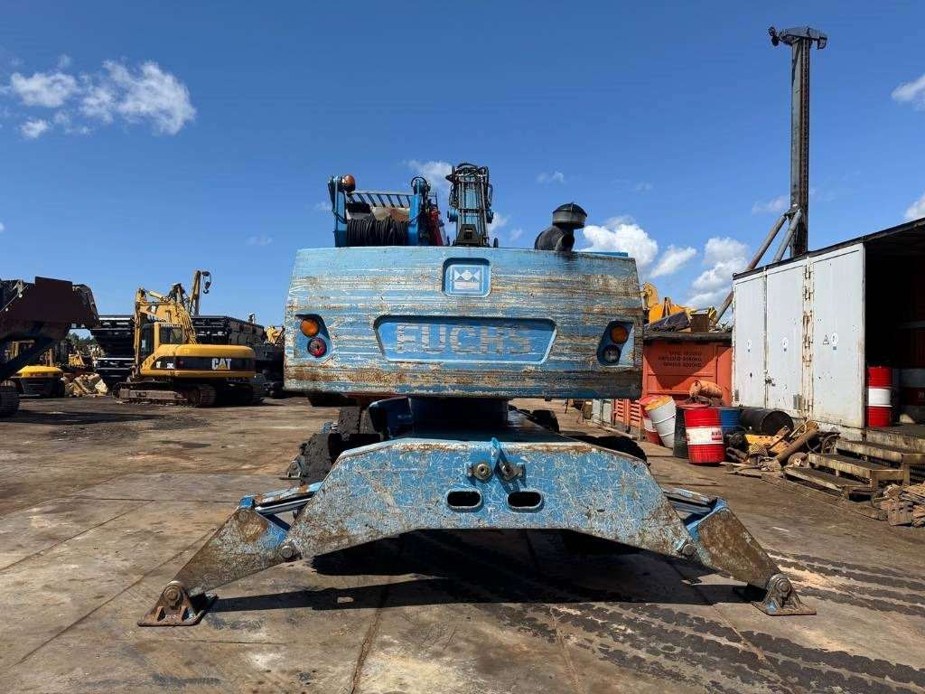 Fuchs MHL 335 - Manipulador de materiales: foto 4 Fuchs MHL 335 - Manipulador de materiales: foto 4