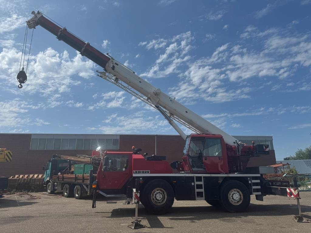 Grúa todo terreno Liebherr LTM 1030-2.1 ( WITH JIB ): foto 8