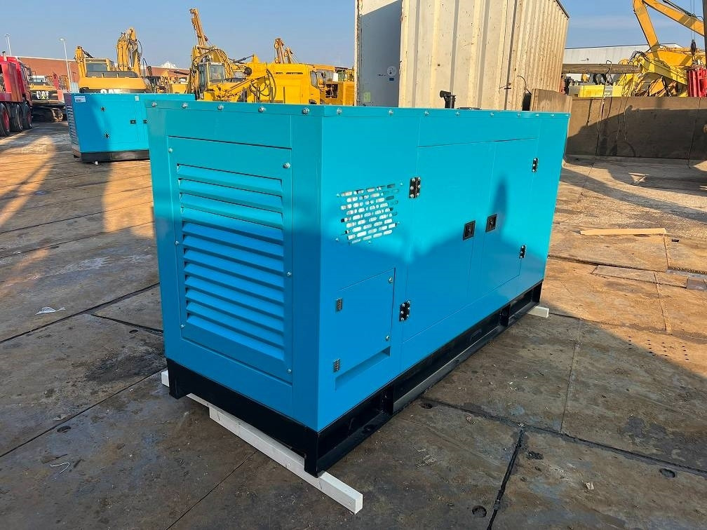 Ricardo 100KVA (80KW) SILENT GENERATOR 3 PHASE 50HZ 400V - Generador industriale: foto 4 Ricardo 100KVA (80KW) SILENT GENERATOR 3 PHASE 50HZ 400V - Generador industriale: foto 4
