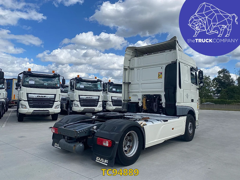 Cabeza tractora DAF XF 105 460: foto 6