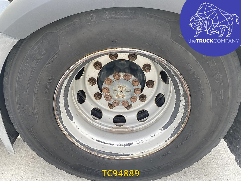 Cabeza tractora DAF XF 105 460: foto 17