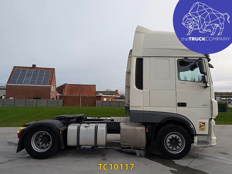 Cabeza tractora DAF XF 480: foto 8