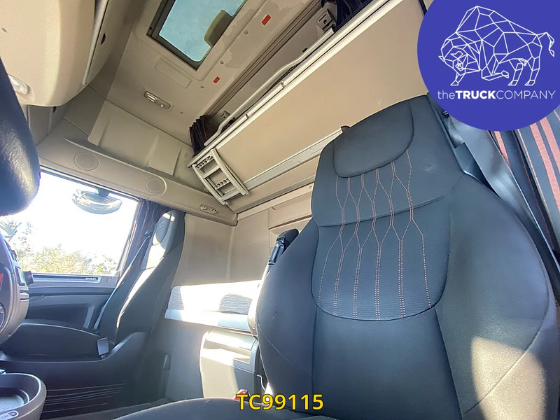 Cabeza tractora DAF XF 480: foto 8