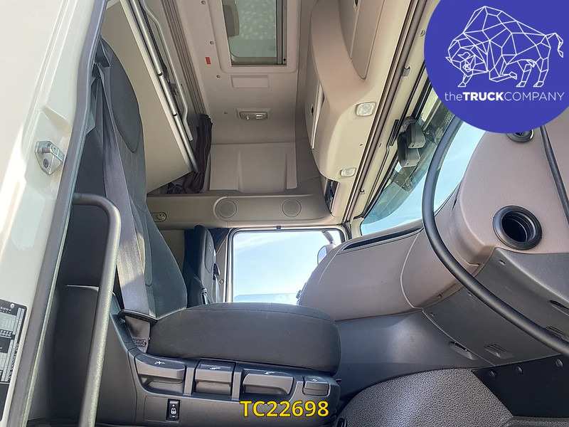 DAF XF 480 - Cabeza tractora: foto 4 DAF XF 480 - Cabeza tractora: foto 4