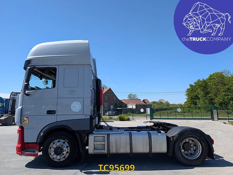 DAF XF Euro6 450 - Cabeza tractora: foto 2 DAF XF Euro6 450 - Cabeza tractora: foto 2