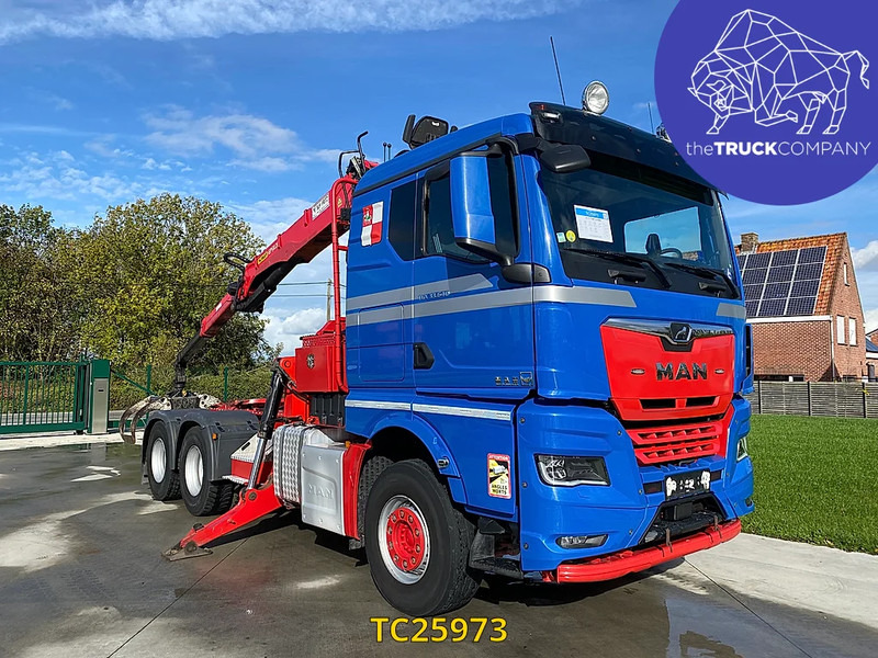 MAN TGX 33.640 + PALFINGER EPSILON CRANE S300L83 - Cabeza tractora: foto 3 MAN TGX 33.640 + PALFINGER EPSILON CRANE S300L83 - Cabeza tractora: foto 3