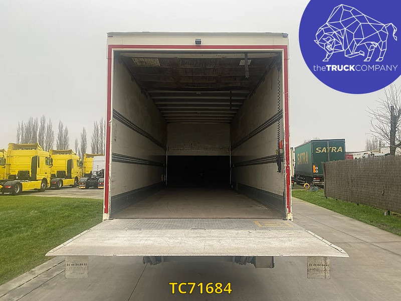 Camión caja cerrada DAF LF 230: foto 18