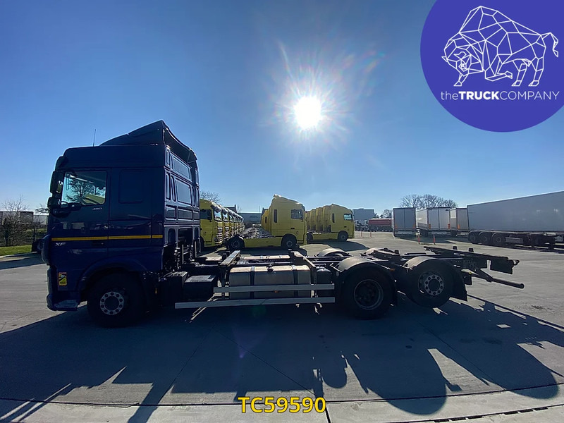 DAF XF Euro6 480 - Portacontenedore/ Intercambiable camión: foto 2 DAF XF Euro6 480 - Portacontenedore/ Intercambiable camión: foto 2