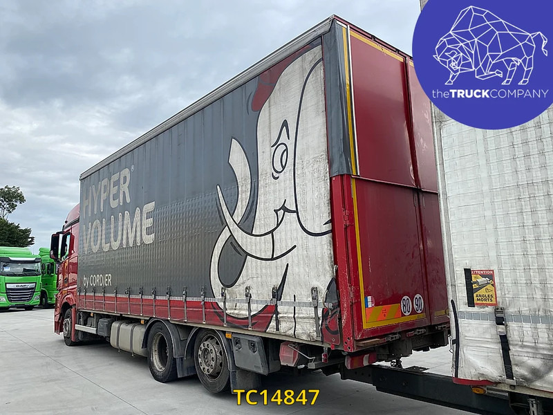 Fruehauf  - Remolque con toldo: foto 2 Fruehauf  - Remolque con toldo: foto 2
