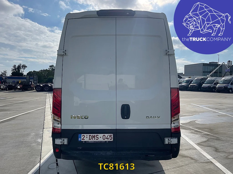 Iveco Daily 35S13 MAXI - Furgón: foto 4 Iveco Daily 35S13 MAXI - Furgón: foto 4