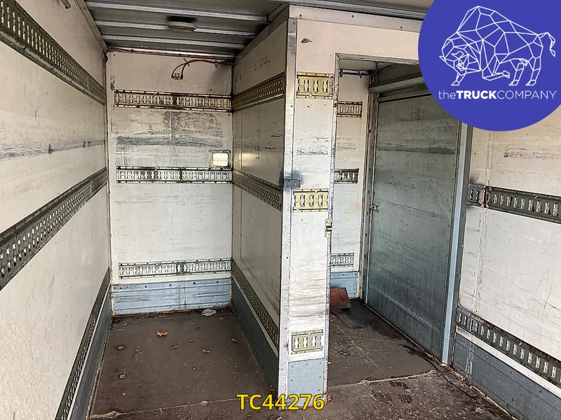 Camión caja cerrada Iveco EuroCargo 100 E15: foto 9