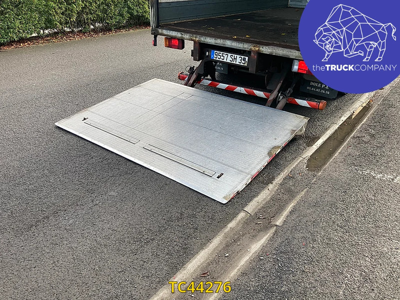 Camión caja cerrada Iveco EuroCargo 100 E15: foto 15