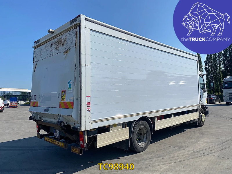 Renault D 240 - Camión caja cerrada: foto 2 Renault D 240 - Camión caja cerrada: foto 2