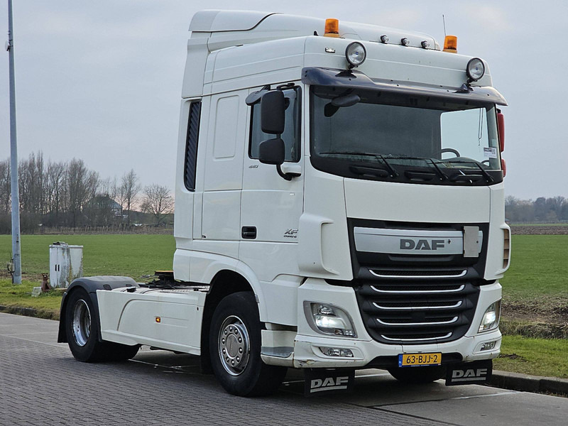 DAF XF 440 SSC SKIRTS 581TKM - Cabeza tractora: foto 5 DAF XF 440 SSC SKIRTS 581TKM - Cabeza tractora: foto 5