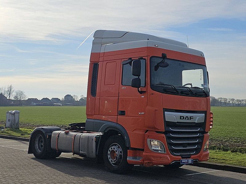 DAF XF 450 - Cabeza tractora: foto 5 DAF XF 450 - Cabeza tractora: foto 5