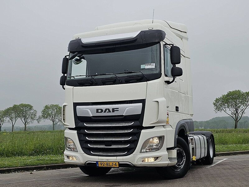 DAF XF 450 SPACECAB - Cabeza tractora: foto 1 DAF XF 450 SPACECAB - Cabeza tractora: foto 1