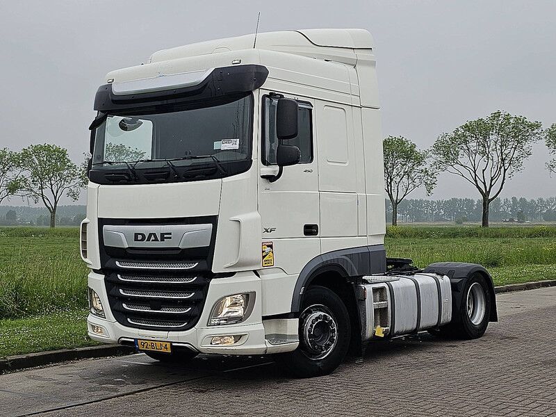DAF XF 450 SPACECAB - Cabeza tractora: foto 2 DAF XF 450 SPACECAB - Cabeza tractora: foto 2