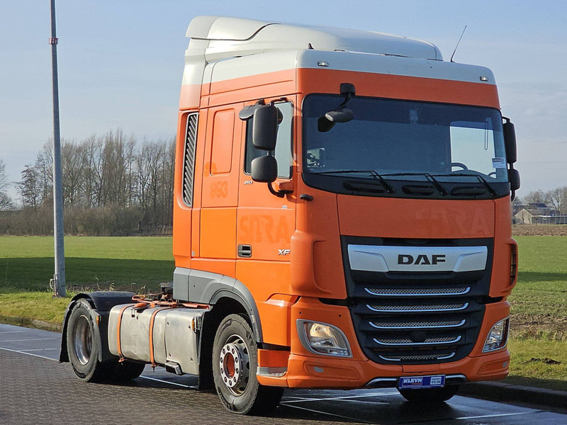 Cabeza tractora DAF XF 450 SPACECAB SPOILERS: foto 5 Cabeza tractora DAF XF 450 SPACECAB SPOILERS: foto 5