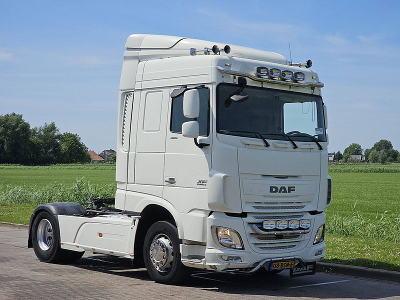 DAF XF 460 INTARDER SMART TACHO - Cabeza tractora: foto 5 DAF XF 460 INTARDER SMART TACHO - Cabeza tractora: foto 5