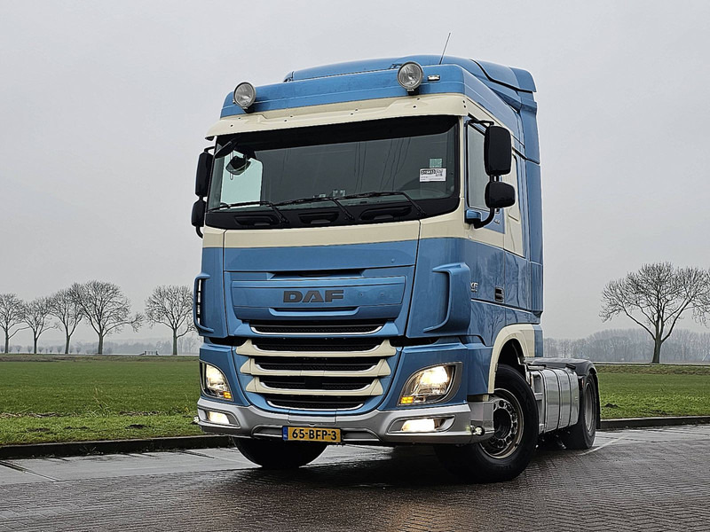 Cabeza tractora DAF XF 460: foto 1