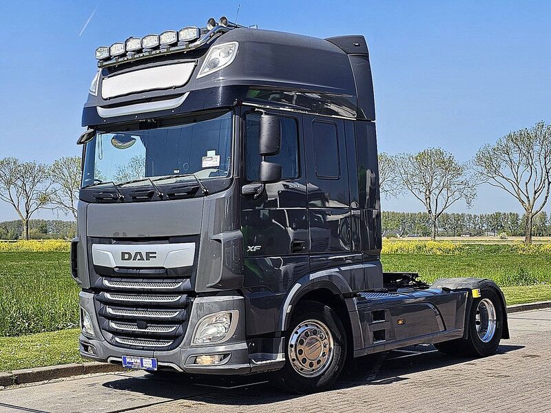 DAF XF 530 - Cabeza tractora: foto 2 DAF XF 530 - Cabeza tractora: foto 2