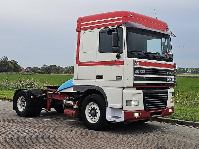 Cabeza tractora DAF XF 95.380 SPACECAB EURO 2: foto 5
