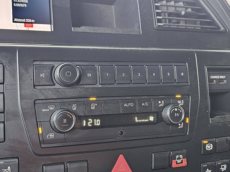 Cabeza tractora MAN 26.470 TGX TG3 GM 6X2-2 BLS: foto 12 Cabeza tractora MAN 26.470 TGX TG3 GM 6X2-2 BLS: foto 12