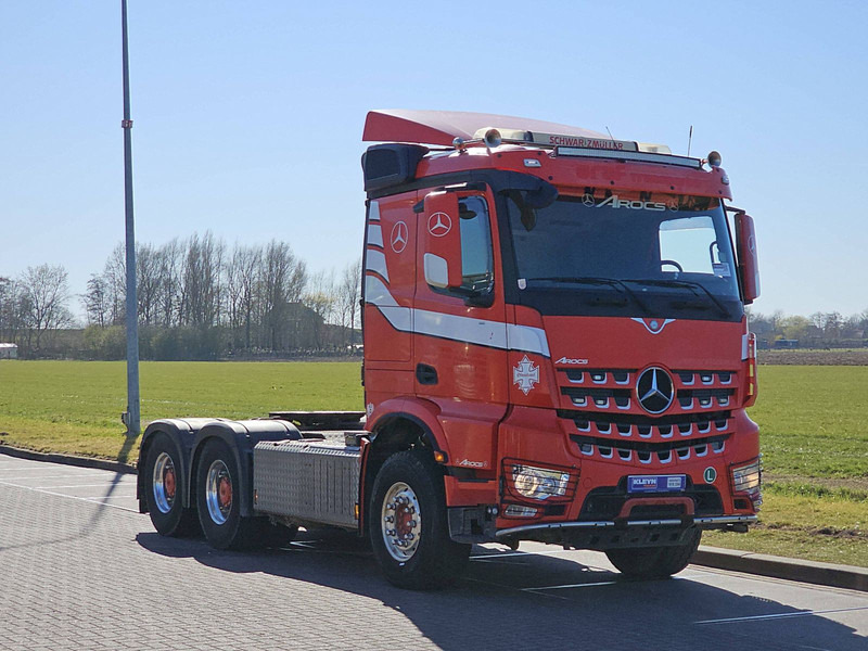 Mercedes-Benz AROCS 3358 6X4 RETARDER PTO+HYD - Cabeza tractora: foto 5 Mercedes-Benz AROCS 3358 6X4 RETARDER PTO+HYD - Cabeza tractora: foto 5
