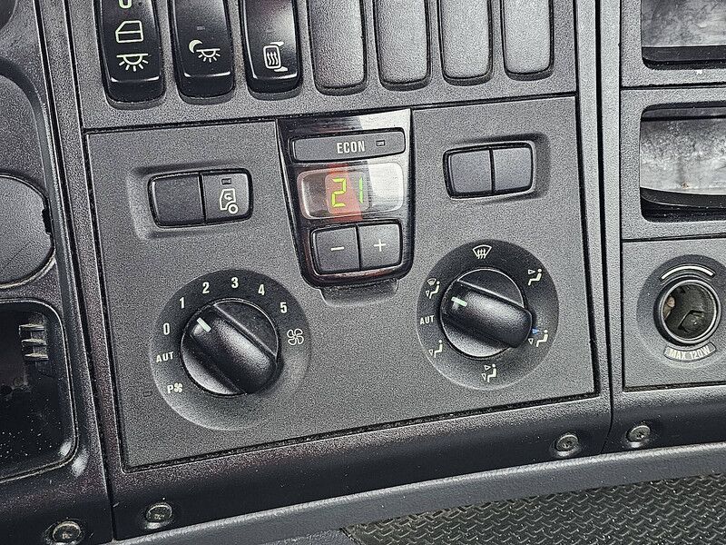 Cabeza tractora Scania P360: foto 13 Cabeza tractora Scania P360: foto 13