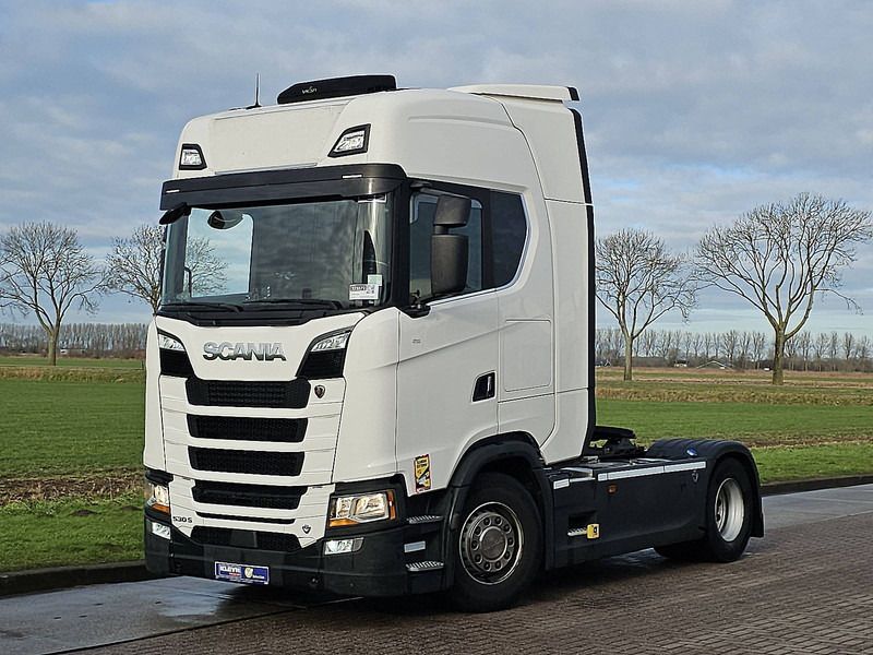 Scania S530 V8 RET. 2X TANK - Cabeza tractora: foto 2 Scania S530 V8 RET. 2X TANK - Cabeza tractora: foto 2