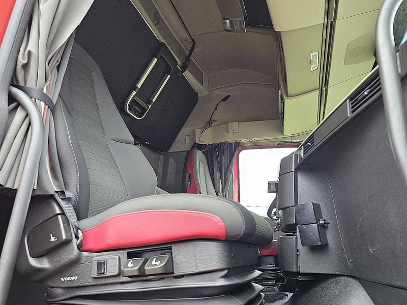 Cabeza tractora Volvo FH 460 XL 2X TANK VEB+: foto 7